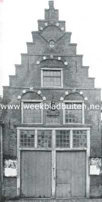 Noord-Holland, 1916, Medemblik, Medemblik de oudste. De Waag aan de Kaasmarkt