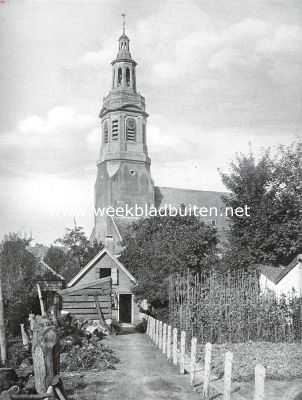 Bij den toren der Ned. Herv. Kerk te Nijkerk