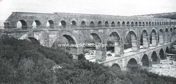 Frankrijk, 1916, Remoulins, Reisherinneringen uit de Provence en de Languedoc. De Pont du Gard bij Remoulins