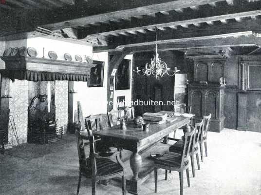 Noord-Holland, 1916, Enkhuizen, De Waag te Enkhuizen. De bovenkamer, zaal voor het chirurgijnsgilde