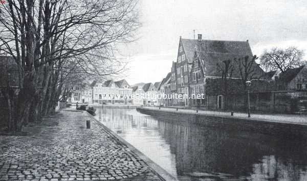 Noord-Holland, 1916, Hoorn, Hoorn, de zeshonderdjarige. Hoorn's oudste haven. Gezicht van Venidse op Nieuwendam en Korenmarkt