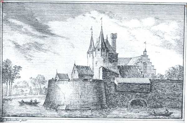 Hoorn, de zeshonderdjarige. De Oude Noorderpoort met haar rondeel, gezien van het westen. Gebouwd in 1502 en gesloopt in 1808. Afbeeldingen van drie gesloopte poortgebouwen. Naar etsen van A. Rademaker (1620)