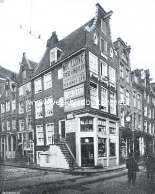Noord-Holland, 1917, Amsterdam, De verbreeding van de Vijzelstraat te Amsterdam. Blok huizen Vijzelstraat hoek Reguliersdwarsstraat, dat ten behoeve van de verbreeding gesloopt wordt