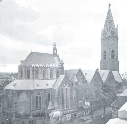 Zuid-Holland, 1917, Den Haag, St. Jacob met slaapmuts. Gezicht op de Groote Kerk met den van slaapmuts voorzienen toren