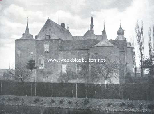 Het kasteel Ammerzoden. Van het oosten gezien