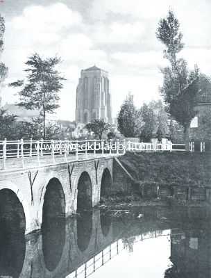 Zierikzee. De Zuidwellebrug. Op den achtergrond de St. Lievens Monstertoren