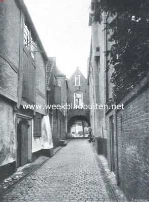 Zierikzee. Het Vrijpoortje. De overwelving is gemaakt in 1643