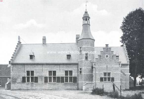 Noord-Brabant, 1917, Halsteren, Het Raadhuis te Halsteren, van ter zijde gezien