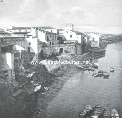 Spanje, 1918, Sevilla, Gezicht op Triana, voorstad van Sevilla aan de Guadalquivir