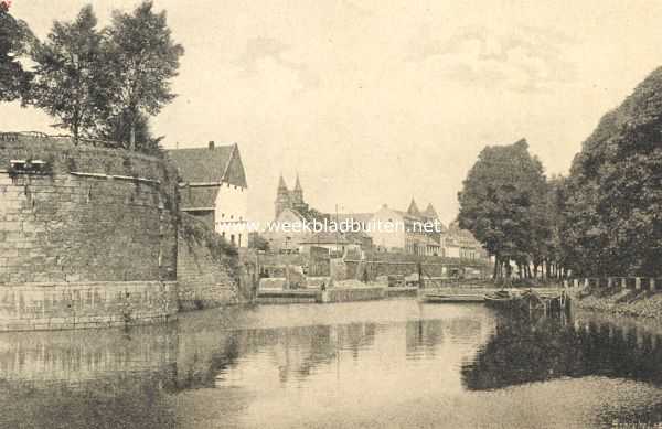 Limburg, 1919, Maastricht, Zuid-Limburg en zijne verhouding tot Nederland. De oude wallen van Maastricht
