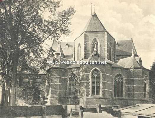 Zeeland, 1919, Brouwershaven, Brouwershaven. Gezicht op het koor en de kapellen van de St Petrus- en Paulus