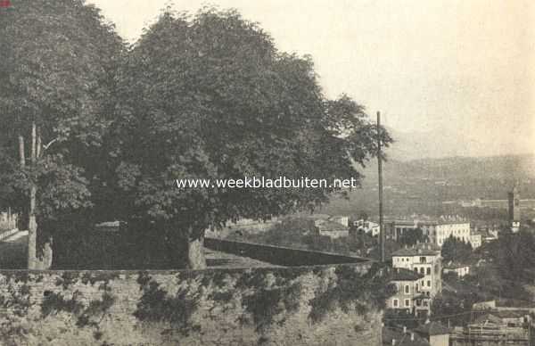 Itali, 1919, Bergamo, Bergamo. De oude bastions met de Via delle Cento Piante