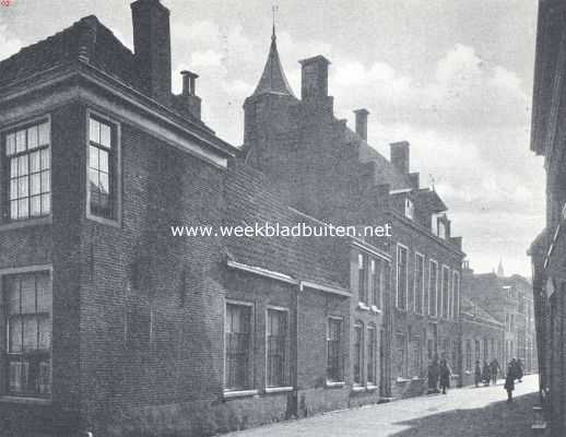 Noord-Holland, 1919, Alkmaar, Alkmaar. De Nieuwe Doelen te Alkmaar, en de Doelenstraat, gezien van den Koningsweg