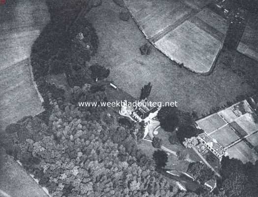 Gelderland, 1919, Vorden, Nederlandsche kasteelen, uit een vliegmachine gefotografeerd. II. Het kasteel Hackfort bij Vorden