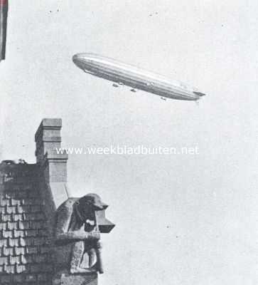 Nederland, 1919, Onbekend, Het Engelsche luchtschip R32, van ons redactie-bureau uit gezien