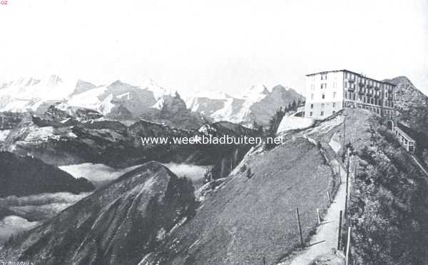 Zwitserland, 1919, Onbekend, Het Vierwaldsttter-meer. Stanserhorn met hotel. Links de sneeuwbergen van het Berner-Oberland