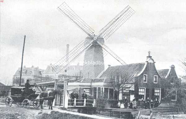 Onze windmolen-typen. Romp van een paltrokmolen, voorzijde. Thans afgebroken molen bij Amsterdam