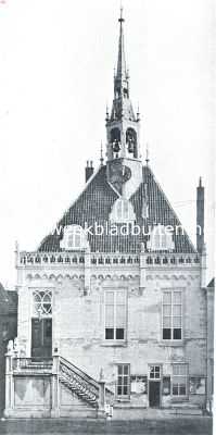 Zuid-Holland, 1920, Schoonhoven, Schoonhoven. Het Stadhuis te Schoonhoven. De door de 