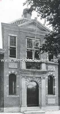 Zuid-Holland, 1920, Leiden, De Pilgrim-fathers-herdenking. Op de plaats van het hierboven afgebeelde hofje, in ons nummer 8 Mei l.l. uitvoeriger behandeld, 