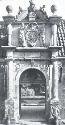 Zuid-Holland, 1920, Dordrecht, Dordrecht. Poort van het Arends Maartenshof aan de Museumstraat