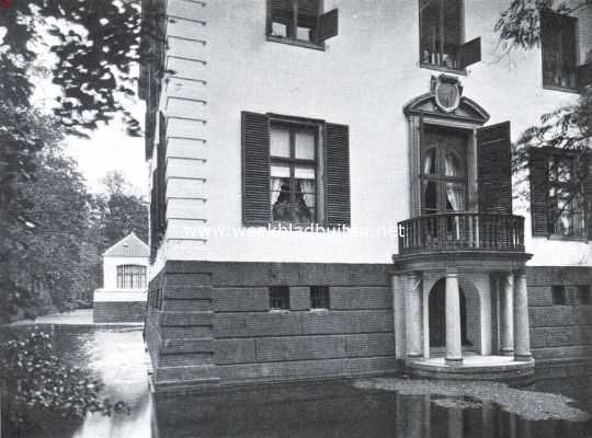 Utrecht, 1921, Breukelen, Het Huis Gunterstein. Hoek van het huis (achterzijde), van de Vecht gezien