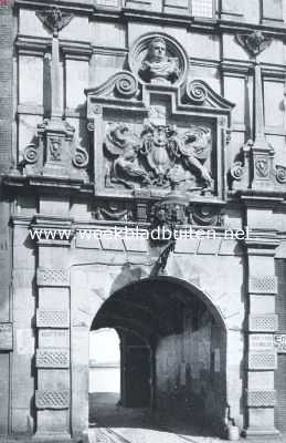 Zuid-Holland, 1921, Dordrecht, Dordrecht's stadspoorten. De Groothoofdspoort. Dtail van den gevel aan de binnenzijde