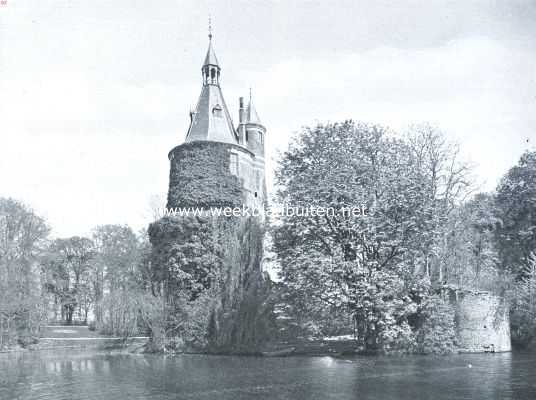 Utrecht, 1921, Wijk bij Duurstede, De rune van het kasteel Duurstede. Links de ronde toren, rechts overblijfselen van een kleinen hoektoren