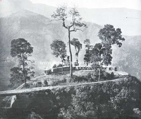 India, 1921, Onbekend, Op weg naar den Himalaya. De spoorlijn van Siliguri naar Dargeeling