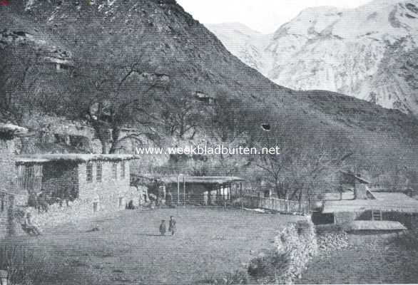 India, 1921, Poo, In het Himalaya-Gebergte. Landschap bij Poo