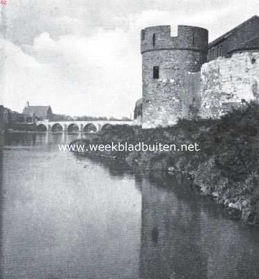 Limburg, 1921, Maastricht, Toren bij het Maaspunt te Wijk, met gezicht op de veelbesproken oude Maasbrug, en Maastricht