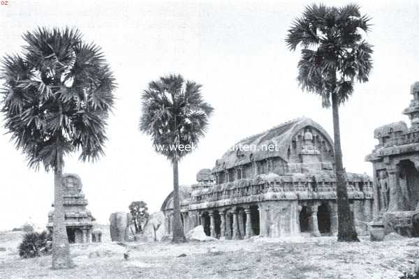 India, 1921, Onbekend, Een groep heiligdommen der 