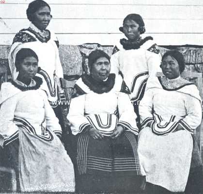 Canada, 1921, Nain, De Eskimo's. Eskimo-vrouwen en meisjes (Nain)