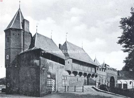 De Koppelpoort. Binnenzijde van het geheele gebouw