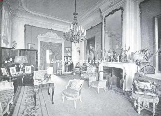Noord-Holland, 1922, Amsterdam, Het huis van de familie Van Loon. De salon
