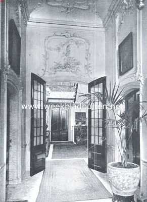 Het huis van de familie Van Loon. Vestibule in het huis van de familie Van Loon