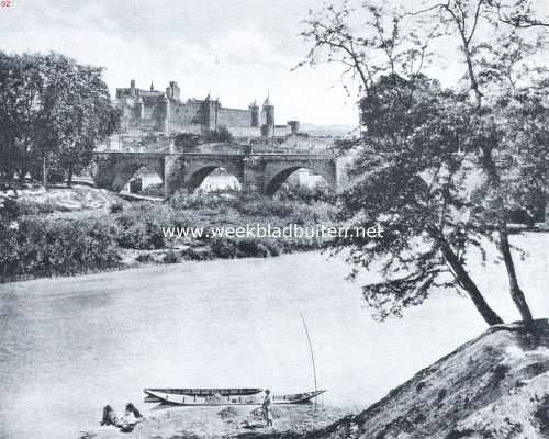 Frankrijk, 1922, Carcassonne, La cit de Carcassonne. De oude brug over de Aude en een gedeelte der cit