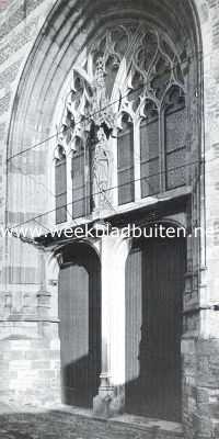 Utrecht, 1922, Rhenen, De St. Cunera-kerk te Rhenen. Poort, bedoeld als hoofdingang, met beeld van de Heilige Cunera