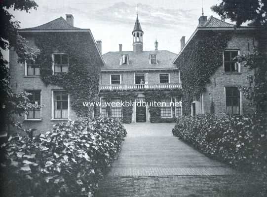 Overijssel, 1922, Vriezenveen, Het Huis de Haere. Oostzijde met ingang