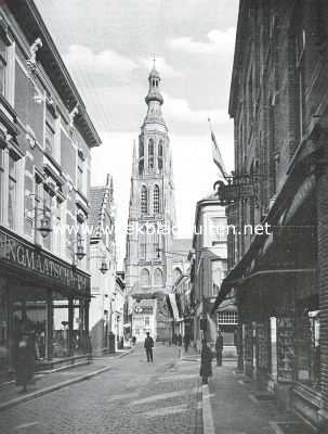 Noord-Brabant, 1922, Breda, Gezicht op den toren der Goote of Lieve Vrouwekerk te Breda
