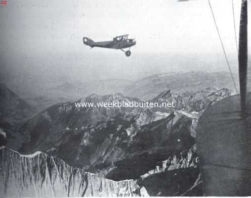 Zwitserland, 1923, Onbekend, Vliegmachine boven de Blumlisalp