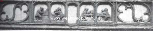 Zuid-Holland, 1923, Gouda, Reliefs in den voorgevel van het huis van het steenhouwersgilde te Gouda
