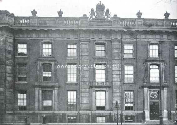 Zuid-Holland, 1923, Den Haag, Het Logement van Amsterdam (thans departement van Buitenlandsche Zaken) aan het Plein te 's-Gravenhage