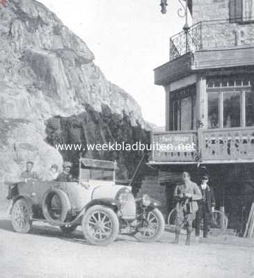 Zwitserland, 1923, Onbekend, Furkastrasse voor het hotel Belvdre