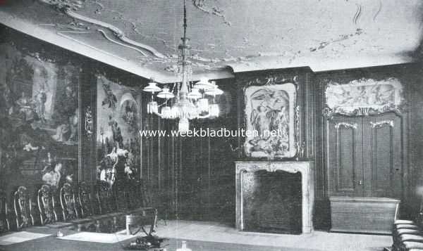 Friesland, 1923, Dokkum, Oostelijk gedeelte van de v.m. vroedschapszaal in het stadhuis te Dokkum, thans trouwzaal