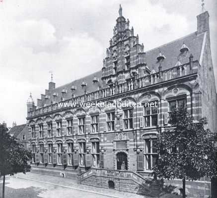 Friesland, 1923, Leeuwarden, De Kanselarij te Leeuwarden. Gevel van de Kanselarij te Leeuwarden
