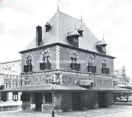 Friesland, 1923, Leeuwarden, Het oude Waaggebouw te Leeuwarden