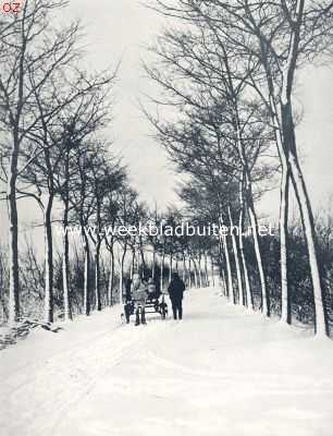 Nederland, 1924, Onbekend, 's Morgens vroeg in de sneeuw