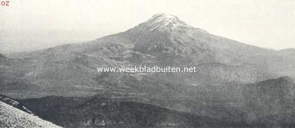 Mexico, 1924, Popocatepetl, Een beklimming van de Popocatepetl. De top van de naastbijgelegen uitgedoofde vilkaan 
