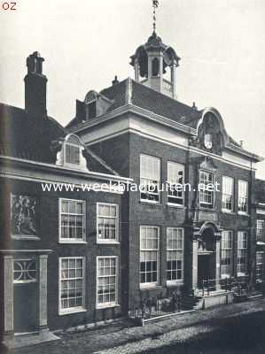 Noord-Holland, 1924, Haarlem, Haarlemsche hofjes. Het hofje van Staats, voorgevel