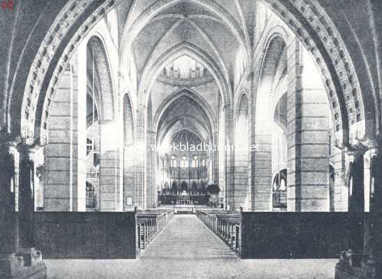 De nieuwe Sint Bavokerk te Haarlem. Het middenschip